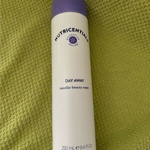 New Never Used - Nuticentials Day Away Micellar Beauty Water